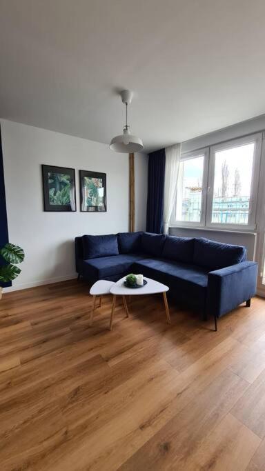 Sloneczny Apartament W Centrum Gdyni 2 Pokojowy 格丁尼亚 外观 照片